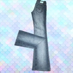 VERY Y2K Hydraulic flare jeans, size 1/2 (25”) 🦋